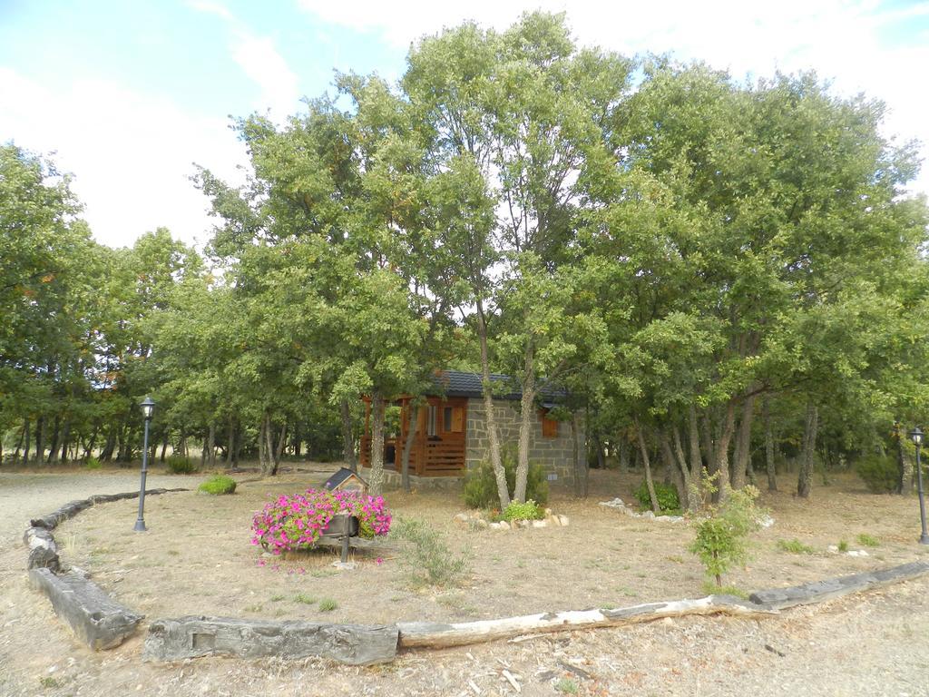 Cabanas Vallecino Manzanal de los Infantes Buitenkant foto